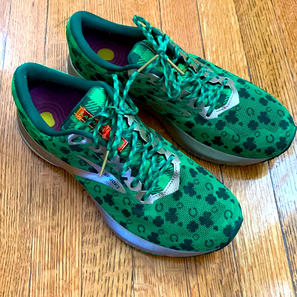 Brooks Run Lucky Launch 6 St. Patrick's Day Shamrock Shoes Womens Size 8 Rare